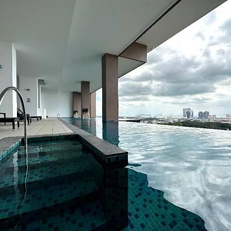 The Apple Premier Condo Three Bedroom In Melaka ภายนอก รูปภาพ