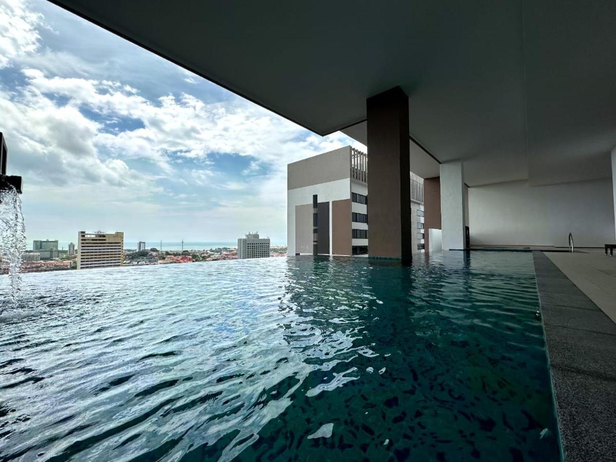 The Apple Premier Condo Three Bedroom In Melaka ภายนอก รูปภาพ