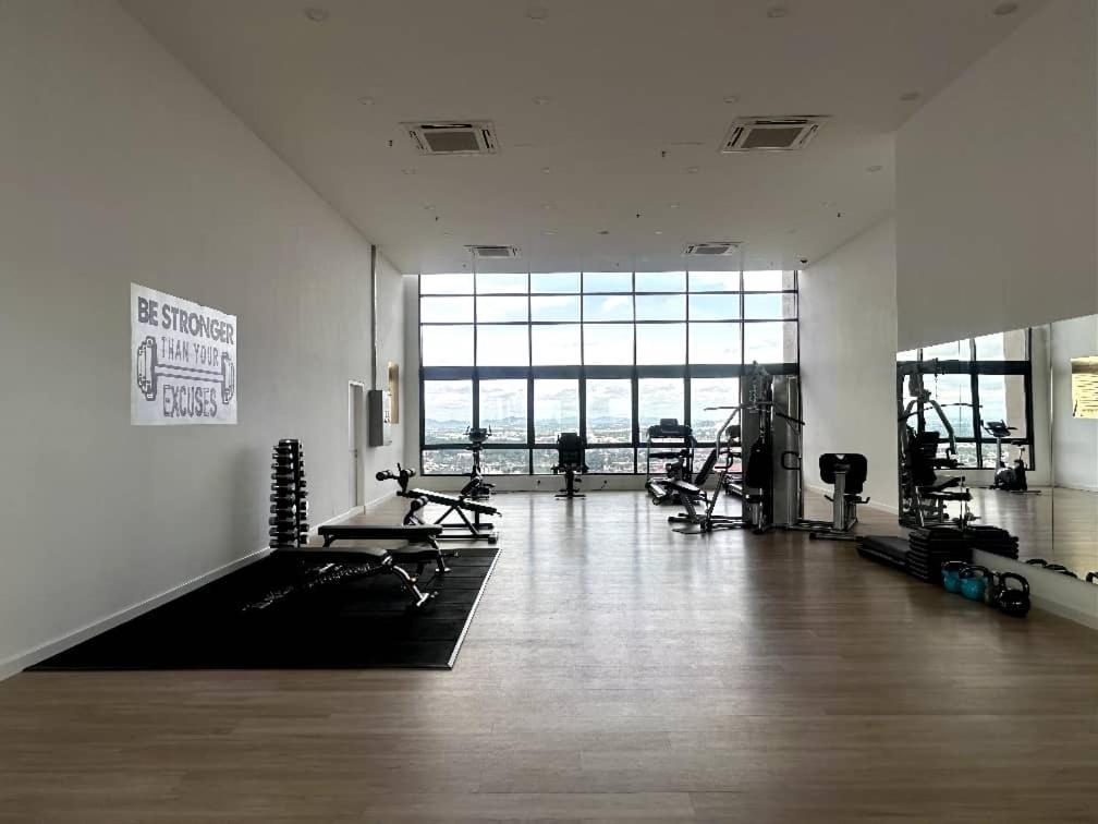 The Apple Premier Condo Three Bedroom In Melaka ภายนอก รูปภาพ
